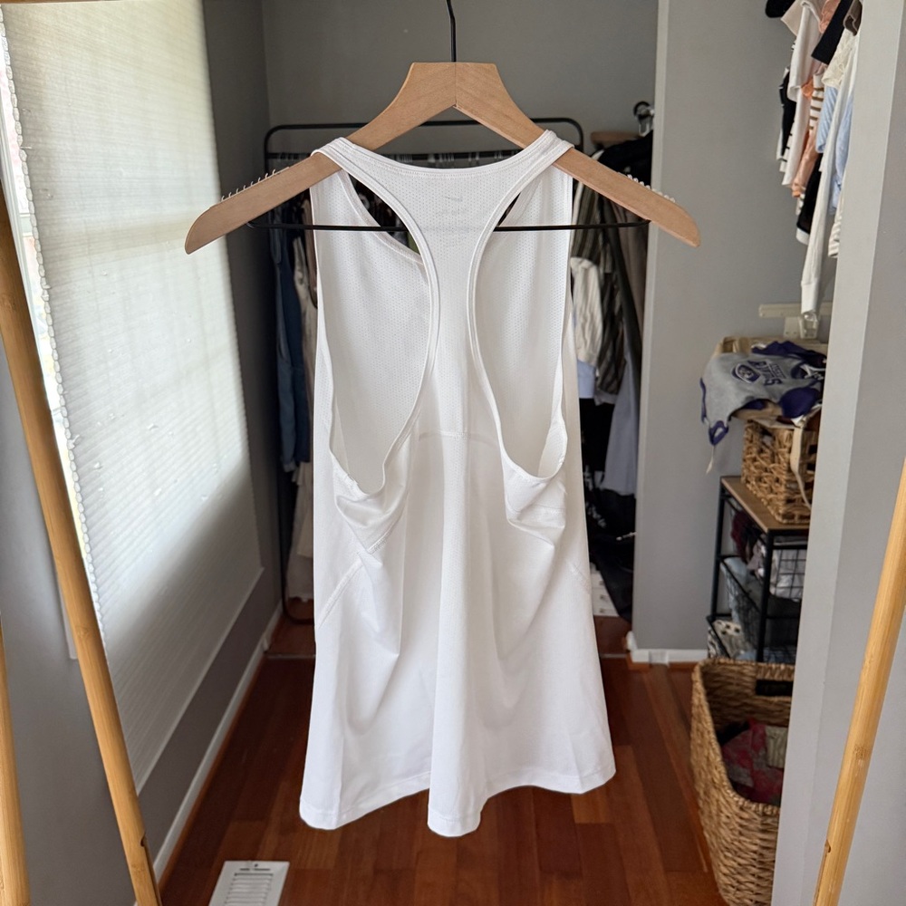 Nike Dri-fit racerback tank top - Picture 4 of 7